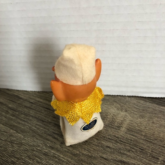 Vintage Elf Knee Hugger Christmas Decor - Picture 7 of 10